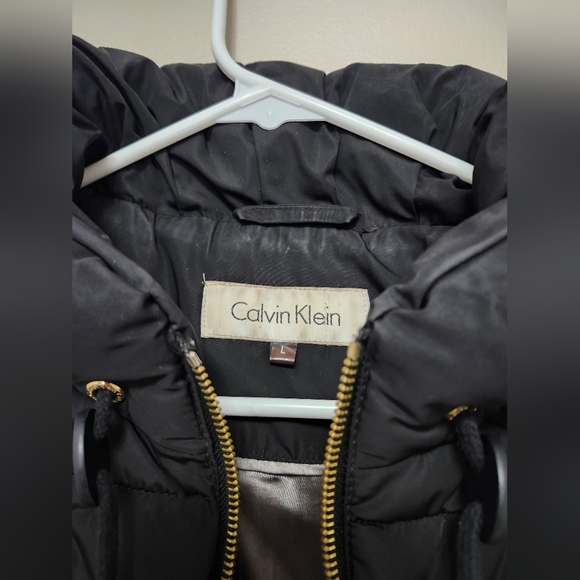 Calvin Klein Black Puffer Vest Womens Large - Picture 3 of 4